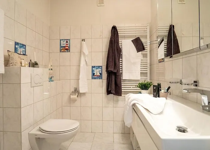 Strandhotel-heiligenhafen-wohnung-201-strandglueck-typ-iv 4*